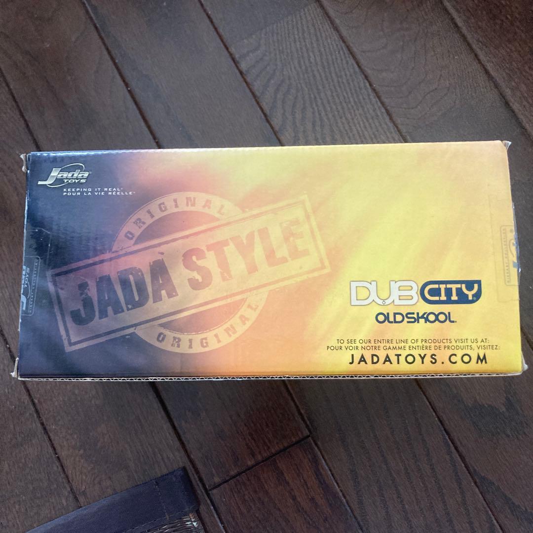 ミニカー DUB CITY 1999 VW BEETLE 1:24