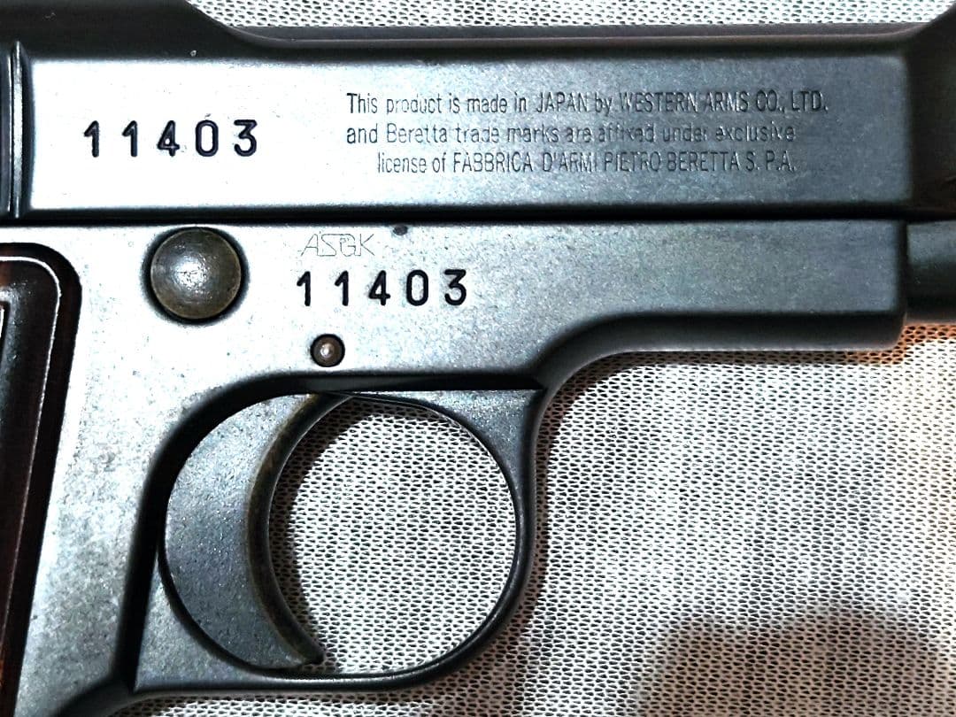 【ブルーイング】WAベレッタM1934木目調グリップ