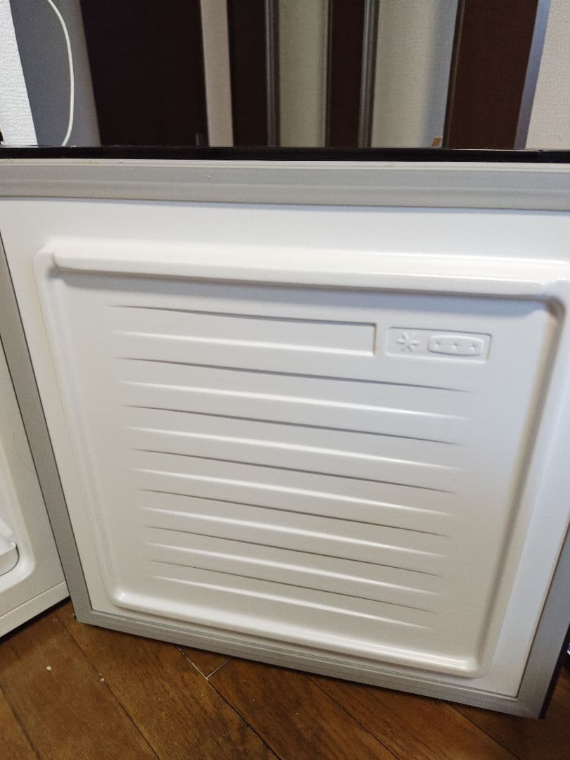 ★assist★新品未使用★小型冷蔵庫JF032ML01GMガンメタリック