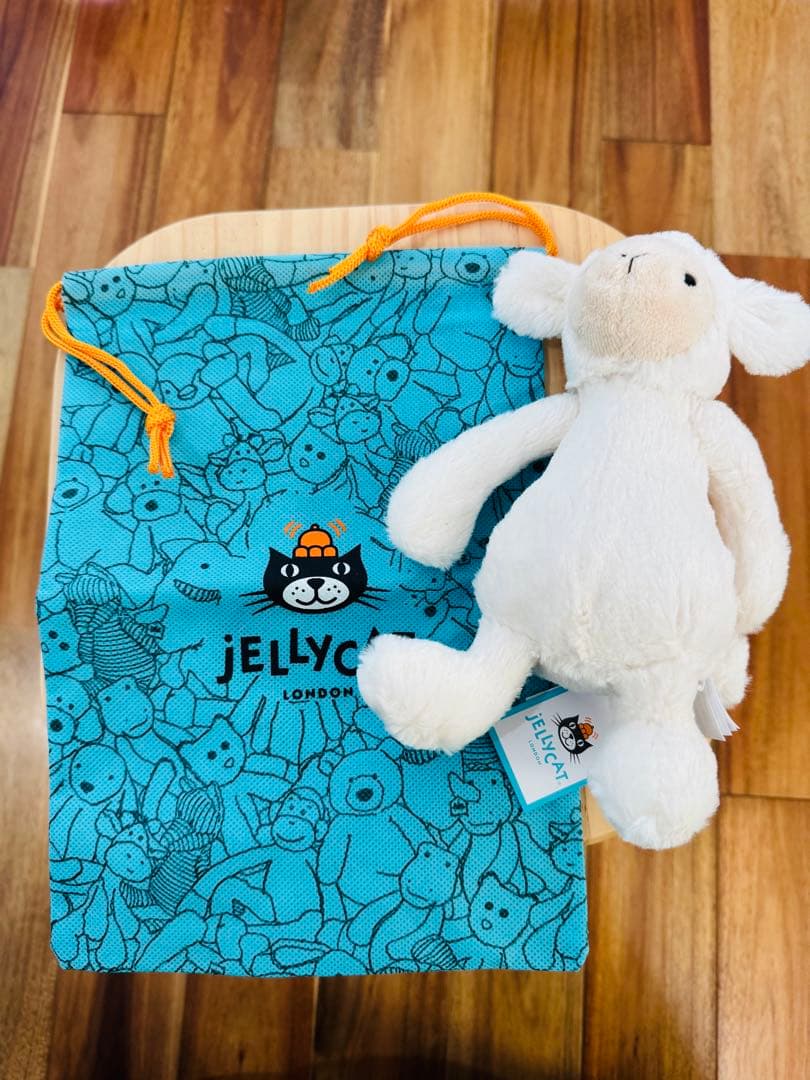 【新品】 ひつじのぬいぐるみ S