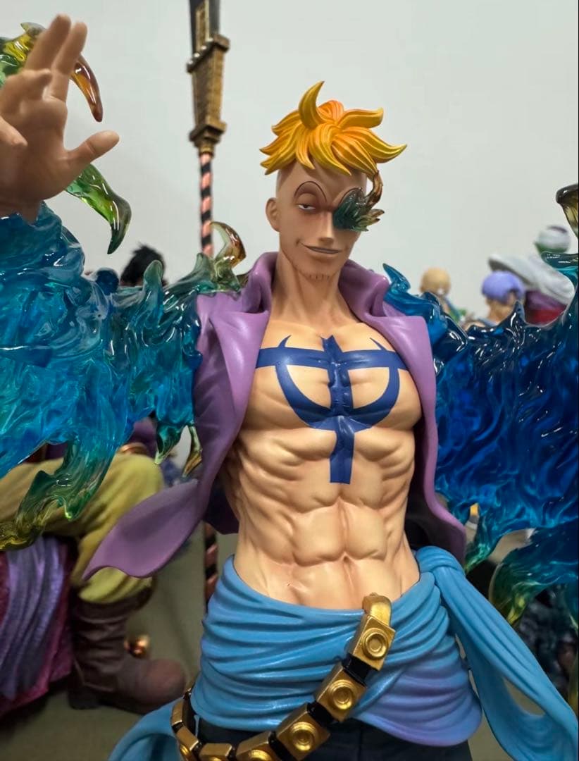ワンピース マルコ ガレージキット ガレキ スタチューX①