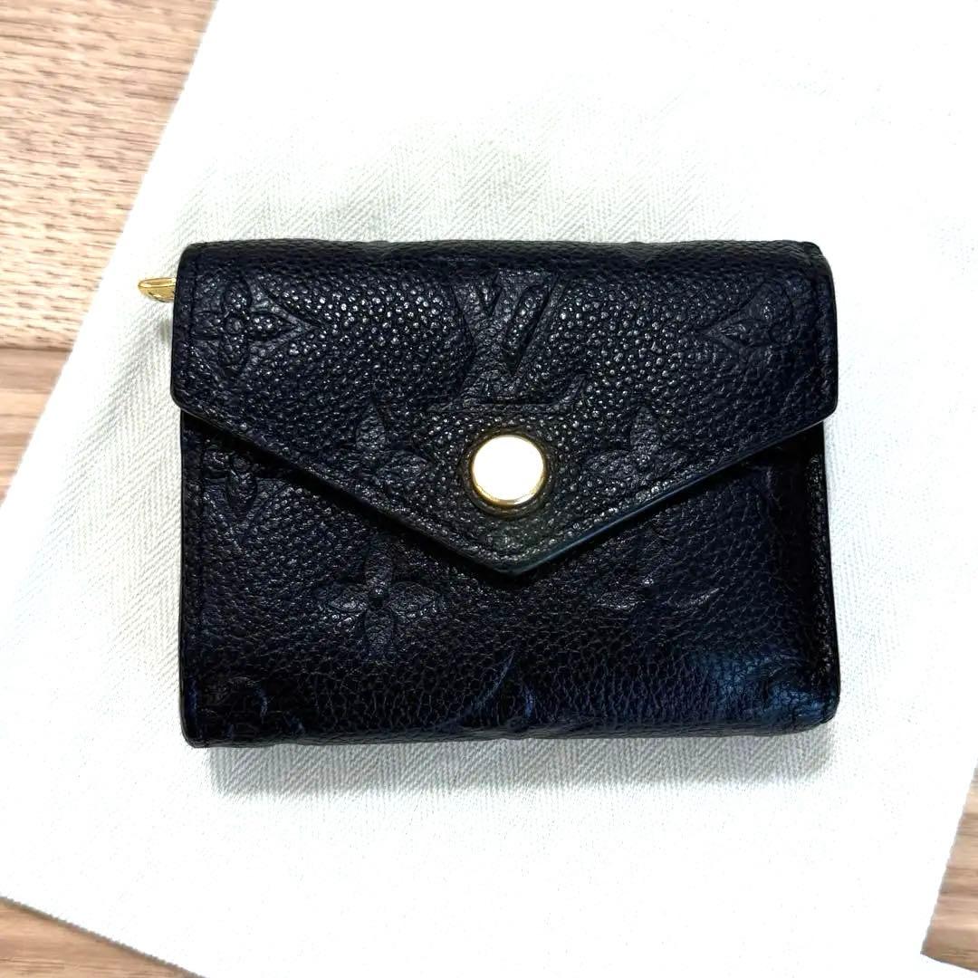 100%正規品　年内SALE中‼️ルイヴィトン　ポルトフォイユ・ゾエ　三つ折り財布