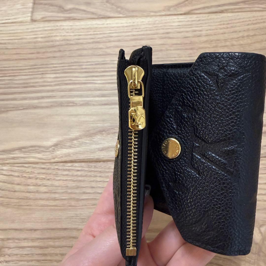 100%正規品　年内SALE中‼️ルイヴィトン　ポルトフォイユ・ゾエ　三つ折り財布