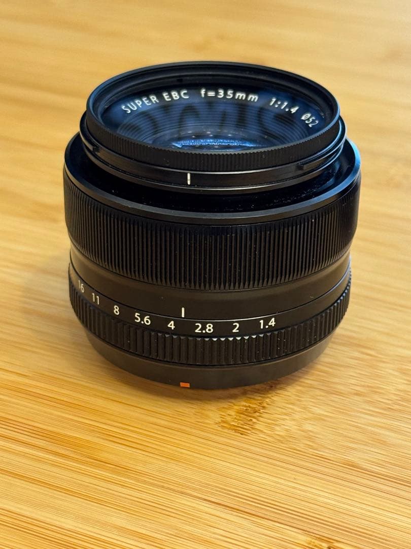 xf35mm f1.4 fujifilm カメラレンズ 【レンズフード有り】