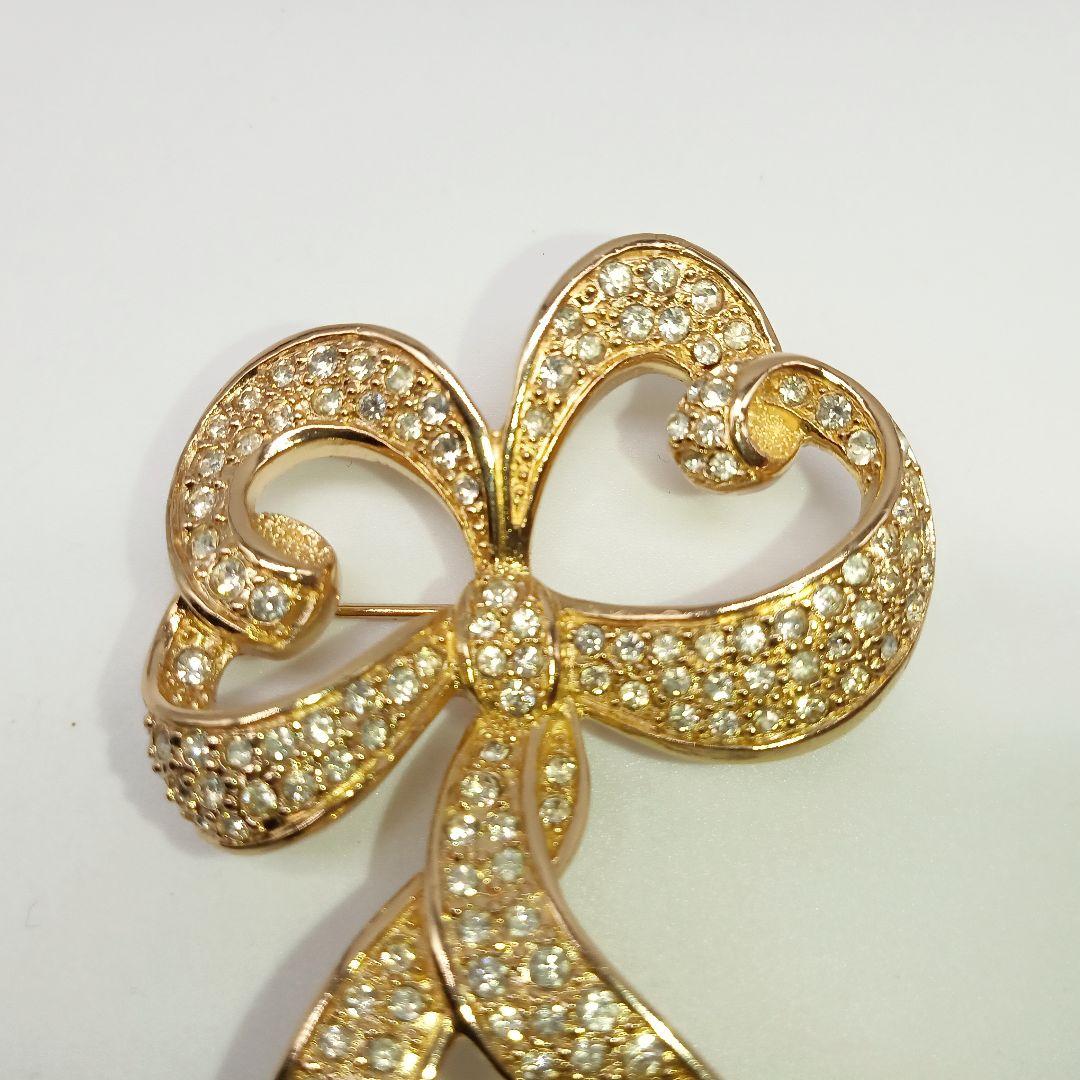 dior ラインストーン　ゴールドカラー　ブローチ