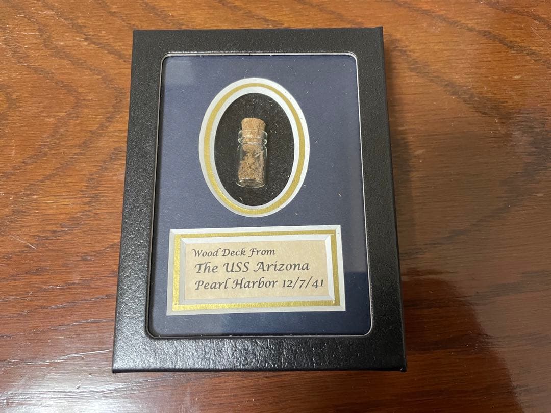 戦艦アリゾナ　甲板木材破片　真珠湾攻撃　記念品