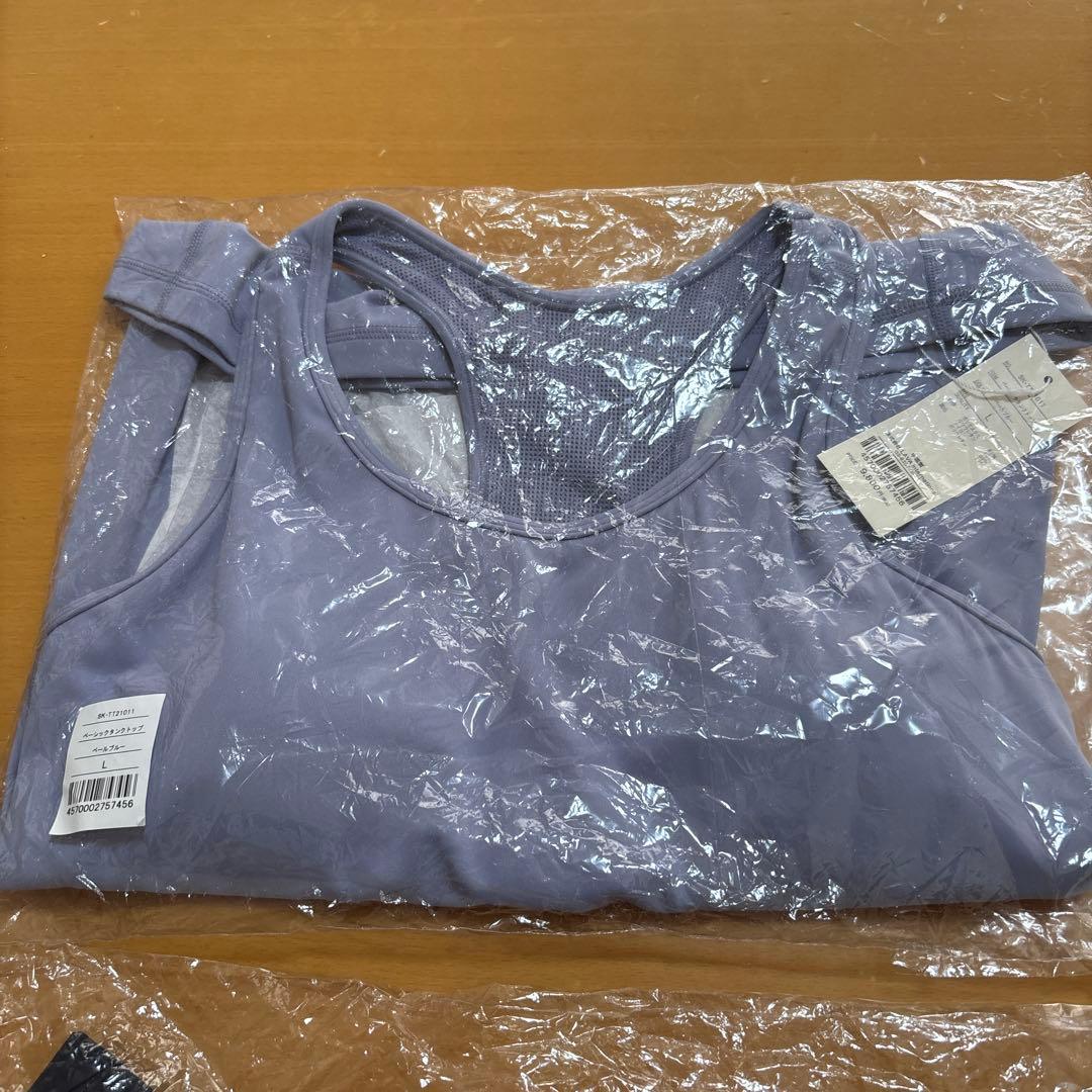 ヨガウェア タンクトップ レギンス