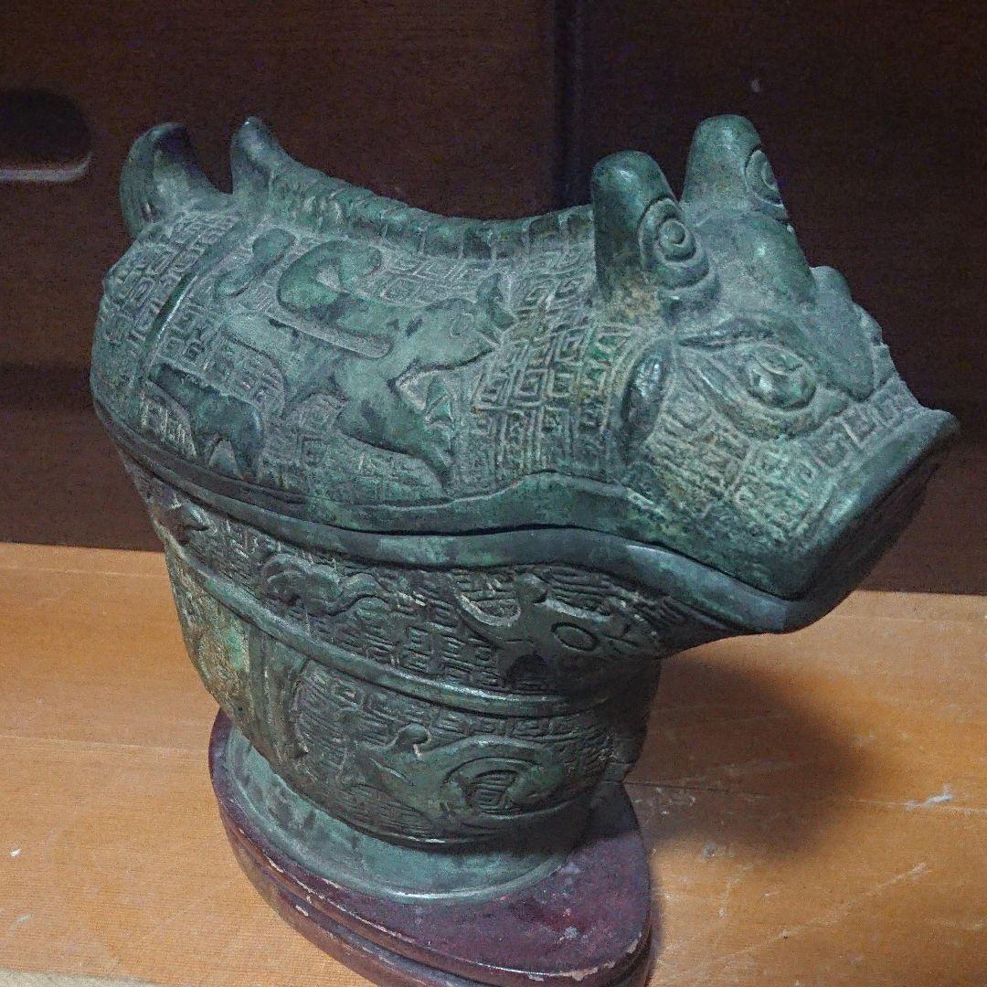 中国の金属製置物　骨董品　アンティーク