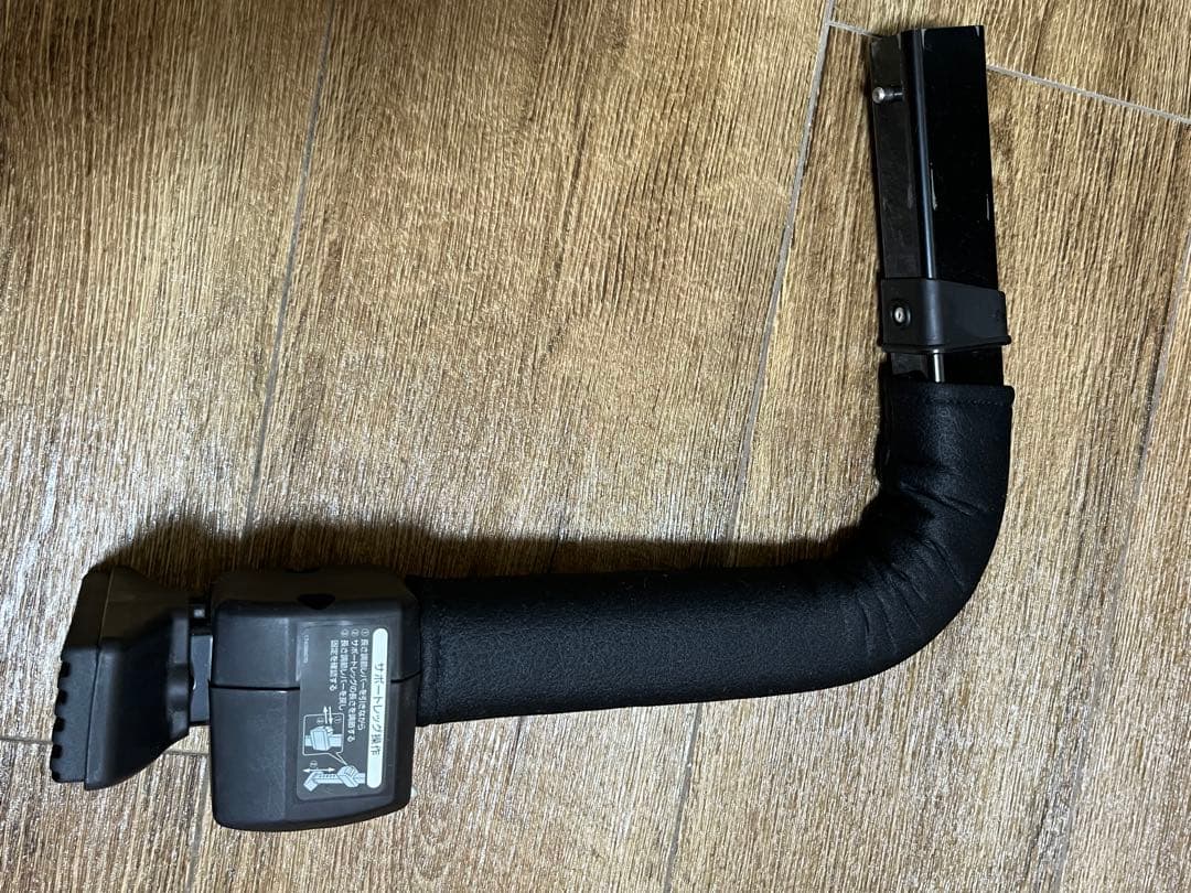 Combi 回転式チャイルドシート グレー　おまけつき【値下げしました】