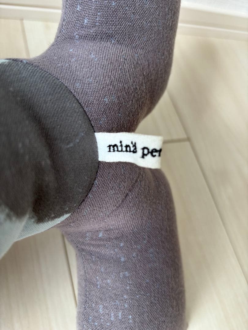 ミナペルホネン Quzyla cushion クジラ