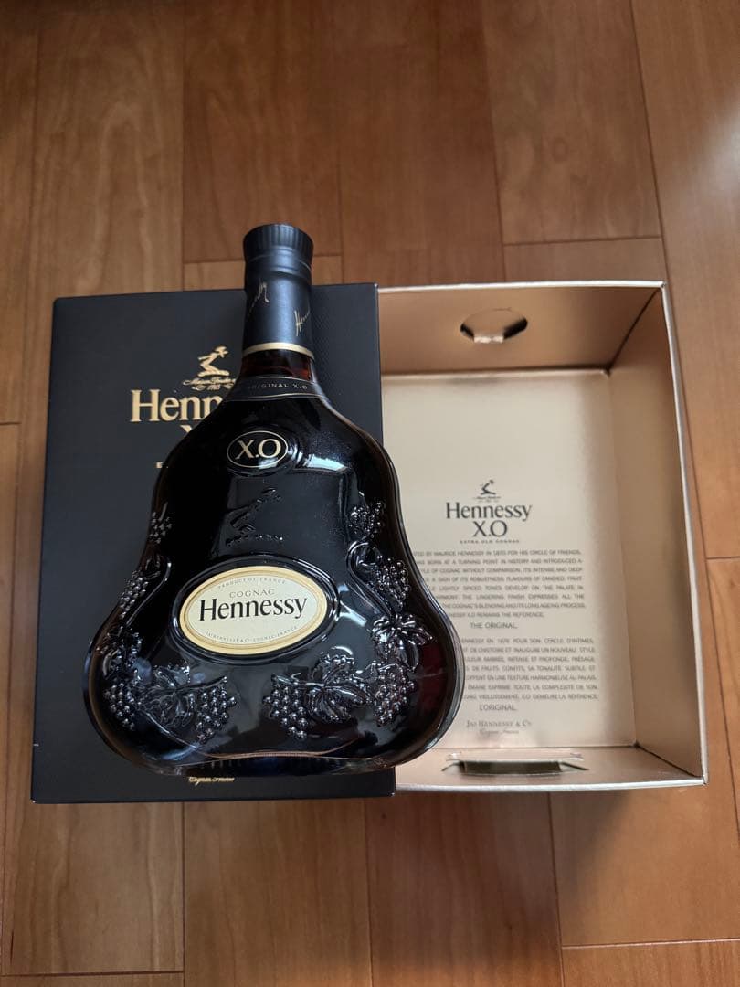 ａ。 　Hennessy (ヘネシー) XO 700ml と　レミーXO