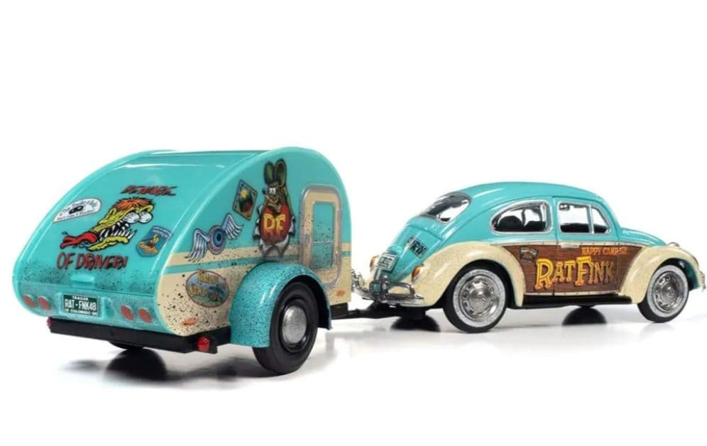 1966 フォルクスワーゲン・ビートル ウィズ　ティアドロップ・トレーラー