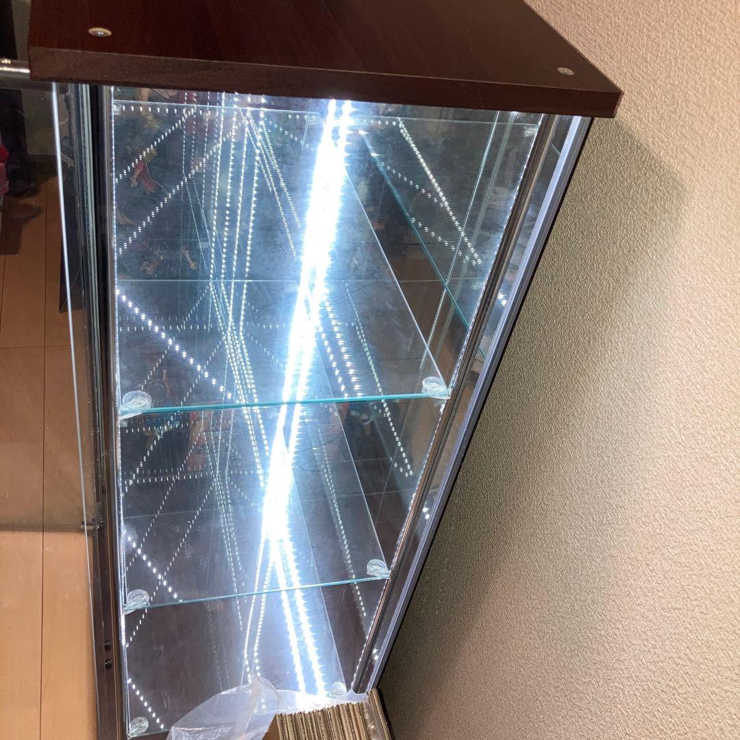 不二貿易　コレクションケース　ブラウン ワイドタイプ　高さ120cm ②