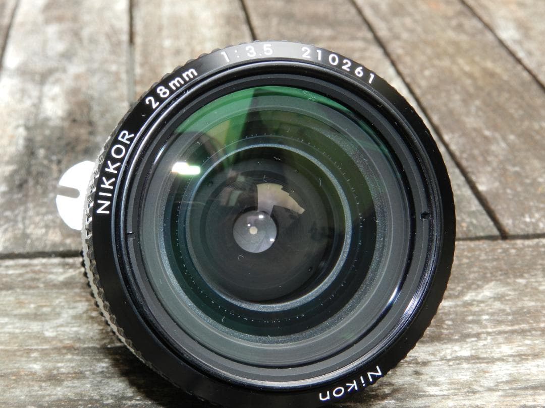 極美品　Nikon FE カメラ NIKKOR 28 3.5　レンズ　即撮影可