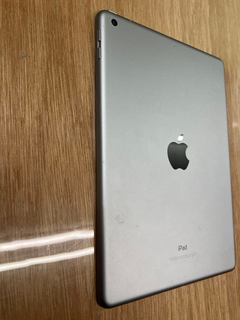 iPad6　第6世代　128gb　シルバー　機能不良有り