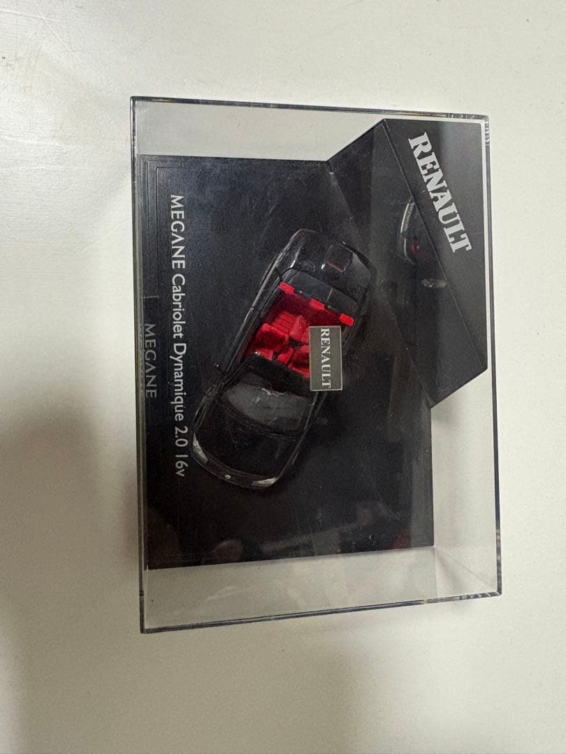 【希少・ルノー純正】1/43 メガーヌ カブリオレ ダイナミクス 2.0 16v