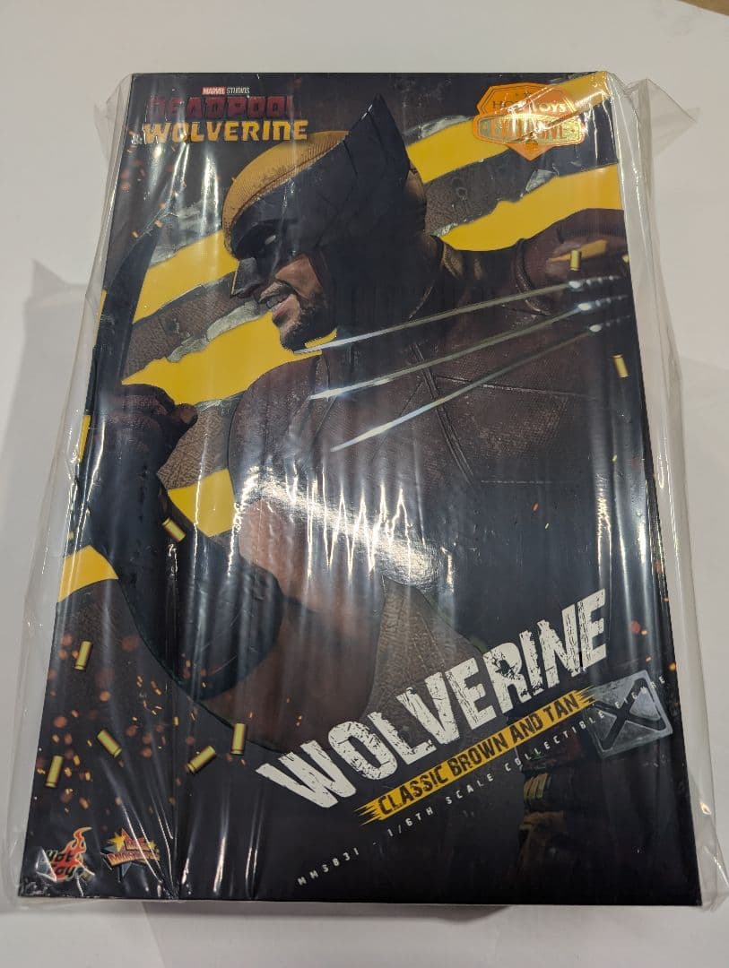 ホットトイズ　ウルヴァリン　ブラウンスーツ版