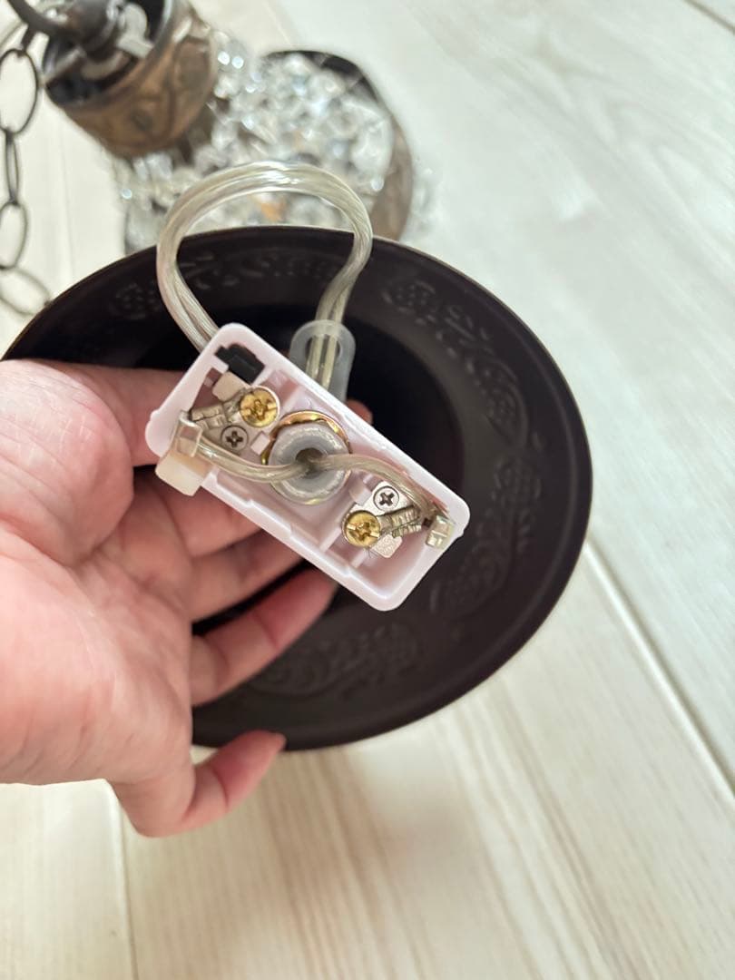 アンティーク調　クリスタルペンダントライト 一個