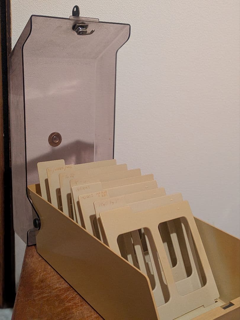 希少鍵付き/フロッピーディスクケース TH-100L/5インチストレージボックス