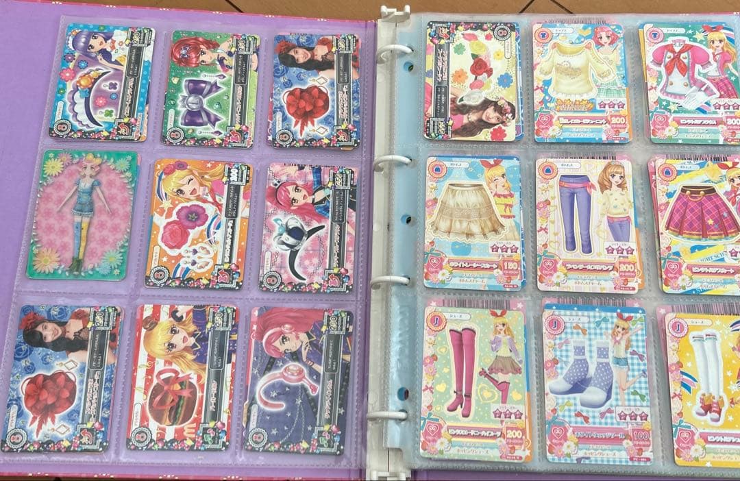 アイカツ 9ポケットバインダー　付きカードまとめ