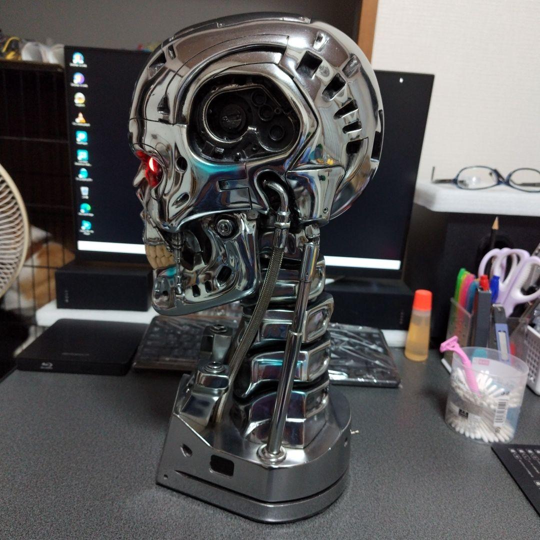 サイドショウ　ターミネーター2　T-800　エンドスケルトン1/1ヘッドレプリカ