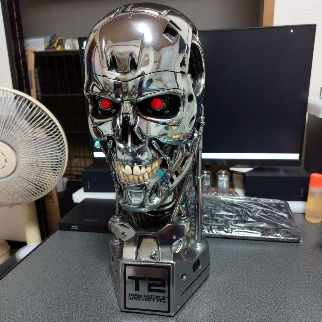 サイドショウ　ターミネーター2　T-800　エンドスケルトン1/1ヘッドレプリカ