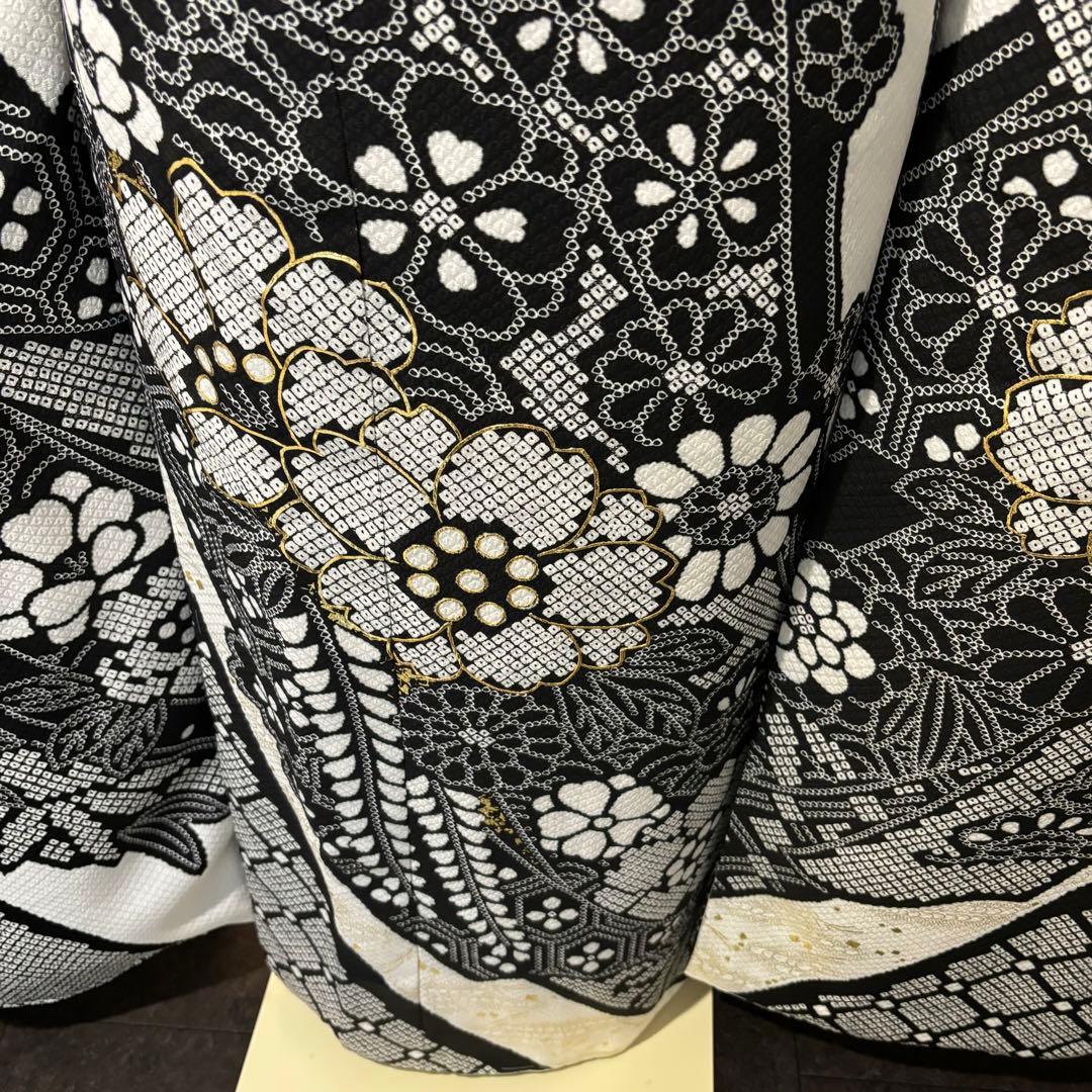 美品　総絞り　作家物　白黒　花模様　金彩　逸品　振袖　フルセット 振り袖
