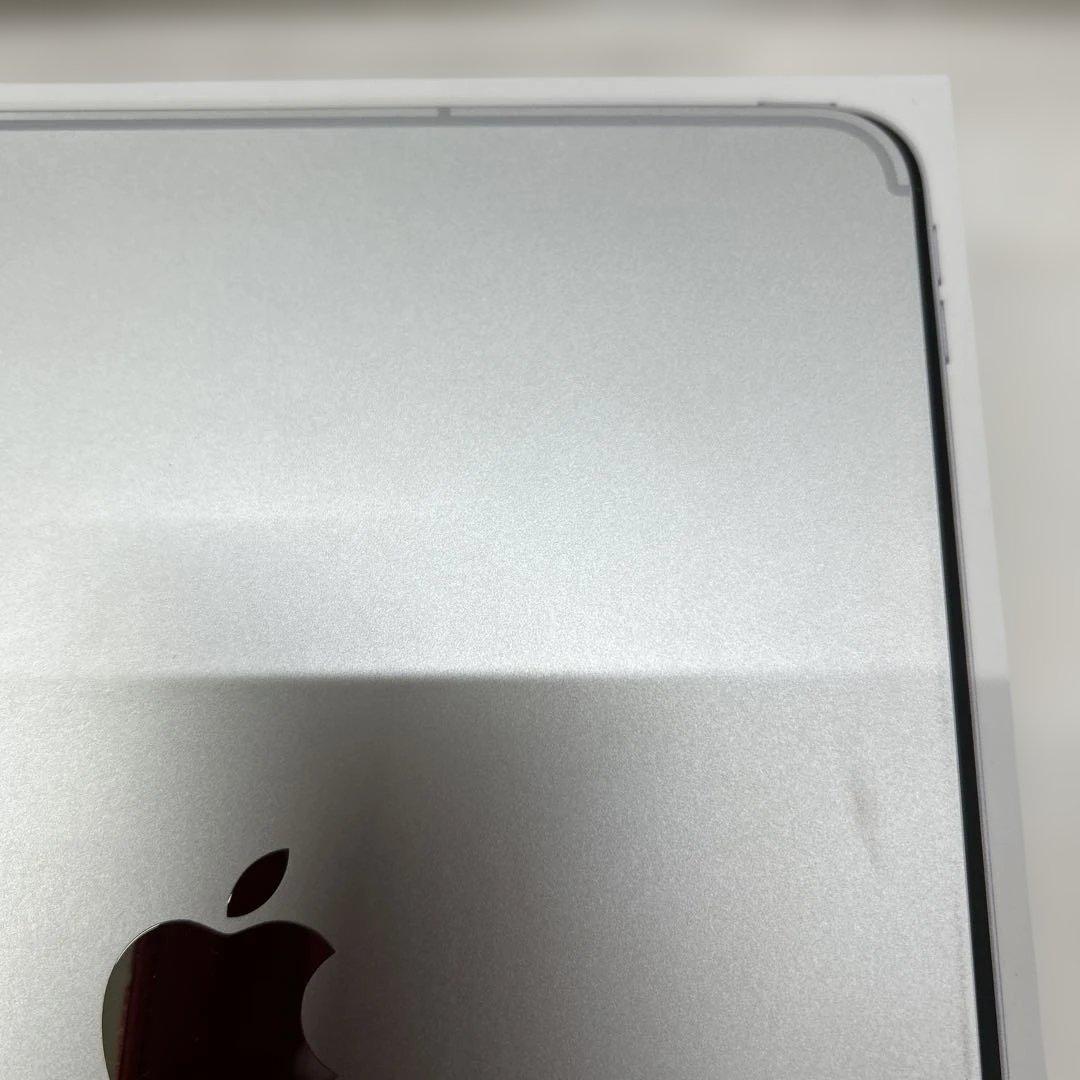 11インチ iPad Pro 第2世代 256GB SIMロック解除不明