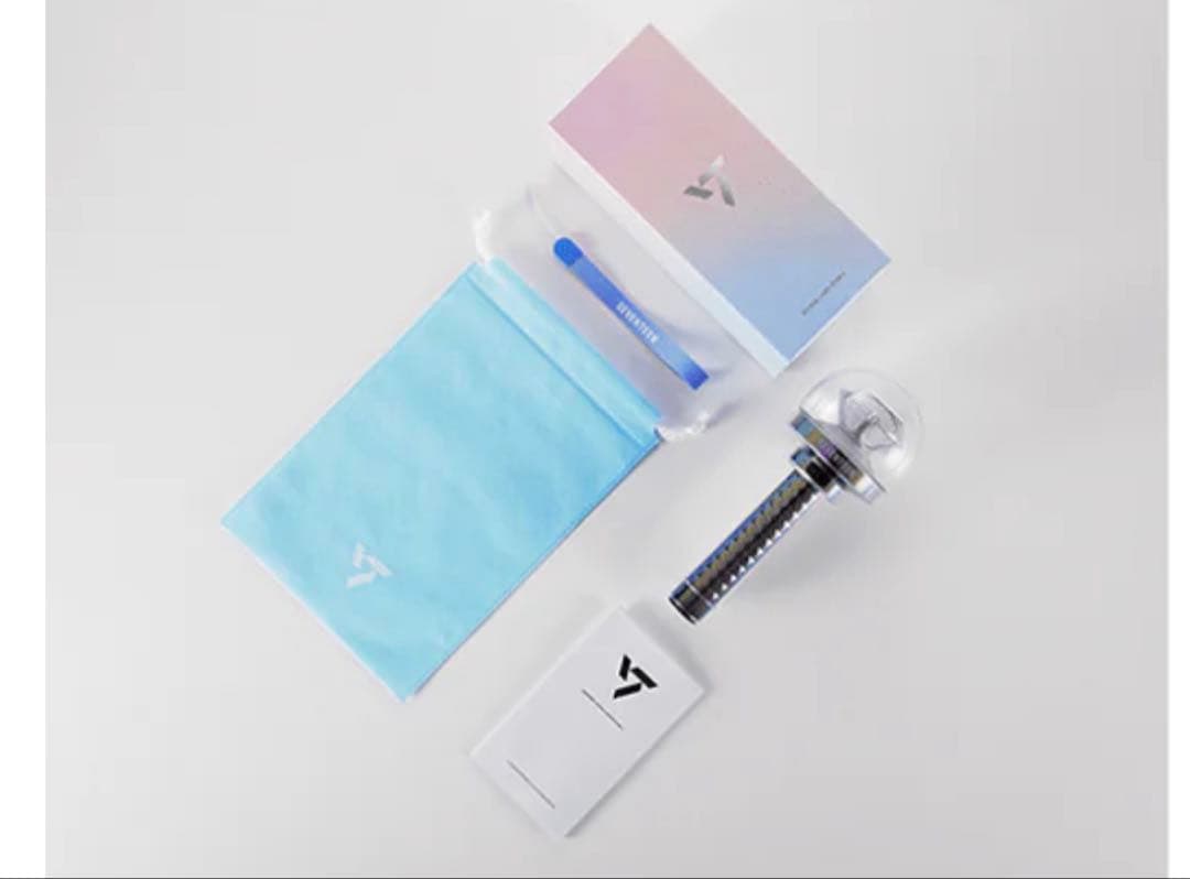 SEVENTEEN公式ペンライトVer.3/ 2本セット〈新品未開封〉