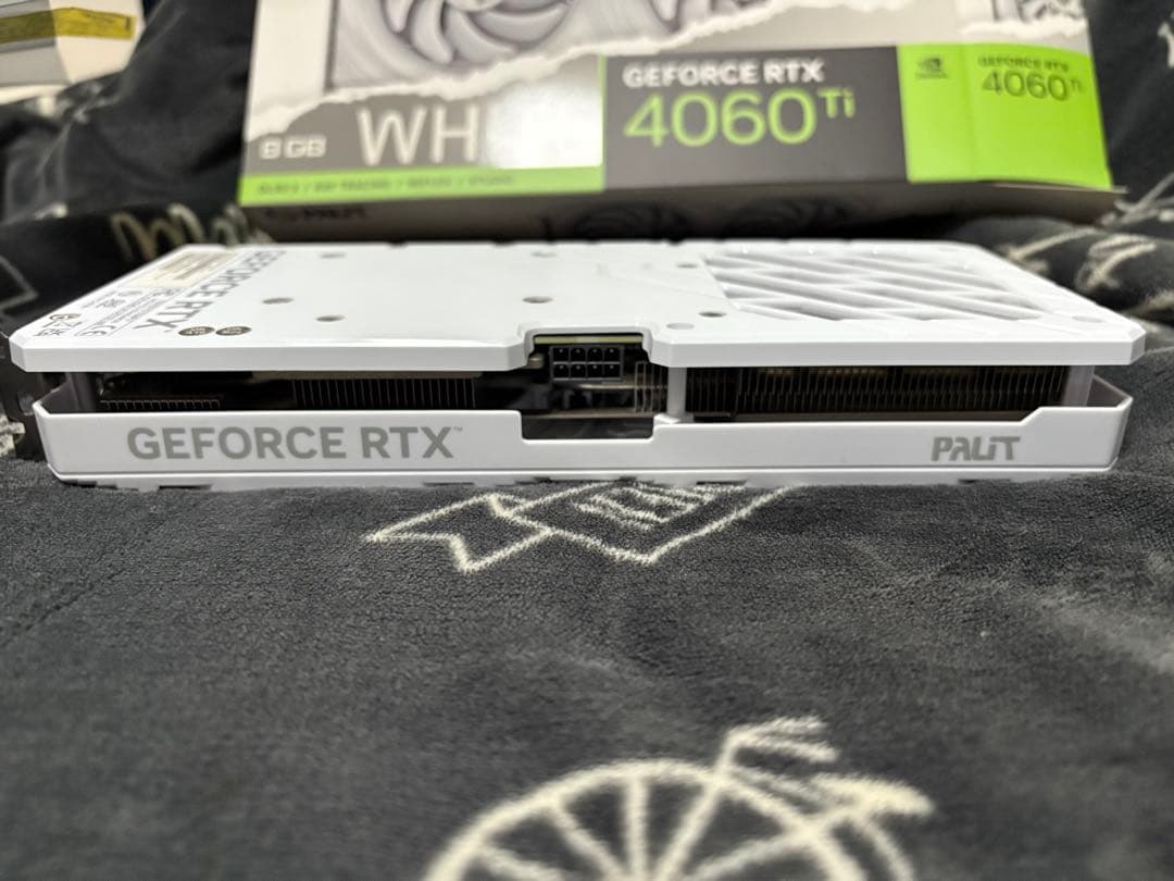 【中古品】PALIT GeForce RTX 4060 Ti 8GB ホワイト