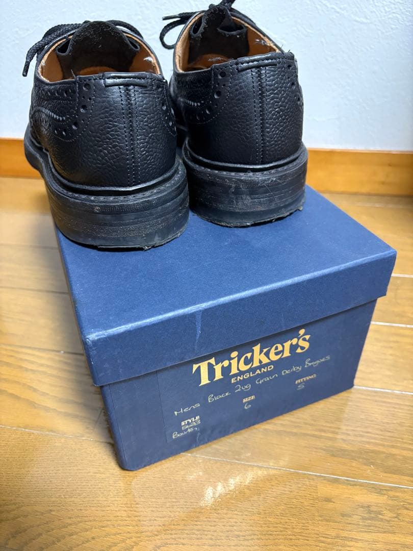 Tricker's ブラック ドレスシューズ　バートン