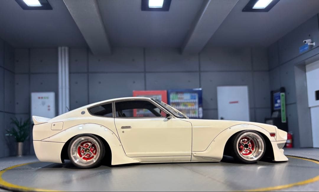 1/18 イグニッションモデル　日産フェアレディZ スターシャーク深リムカスタム