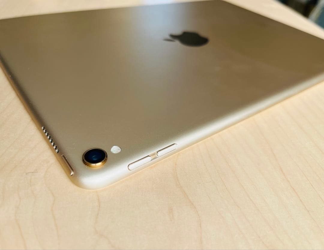 iPad Pro 10.5インチ ゴールド 本体