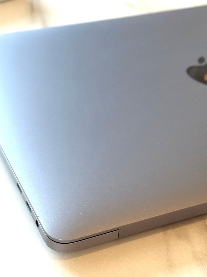 MacBook Pro 13.3 スペースグレイ 8GB 256GB 2018