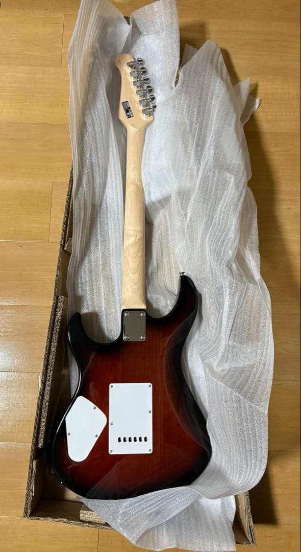 ヤマハ(YAMAHA) エレキギター PACIFICA112V OVS