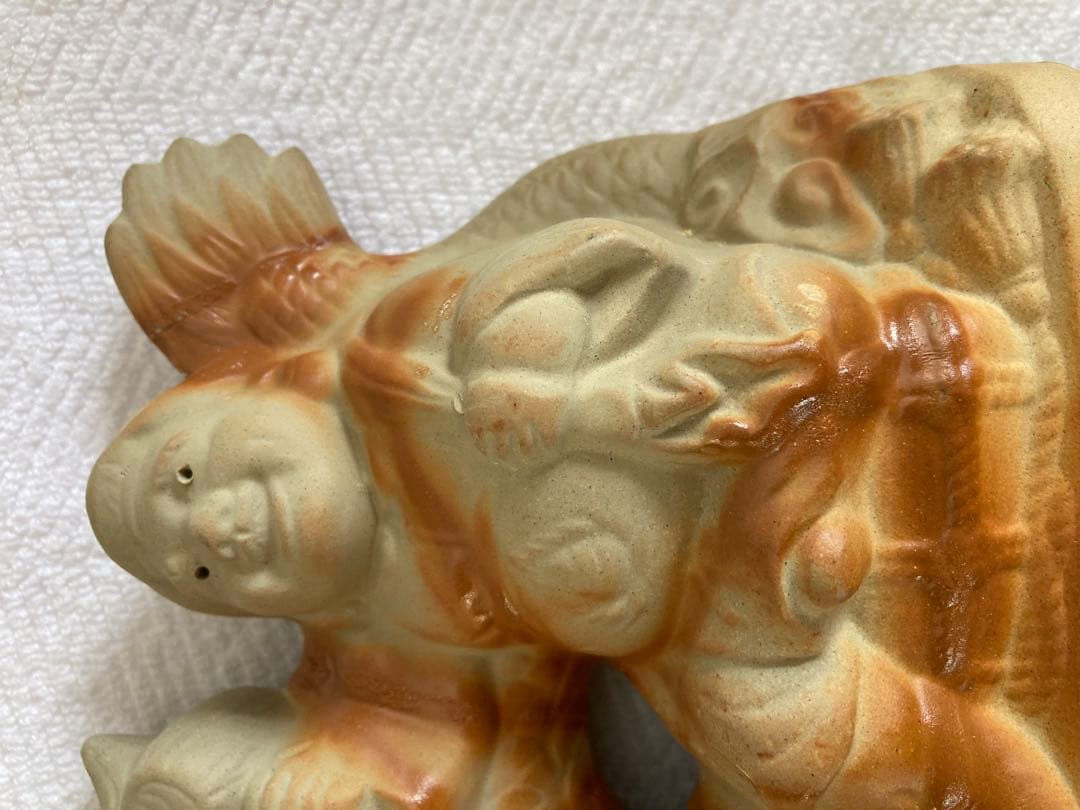 備前焼　龍と大黒天