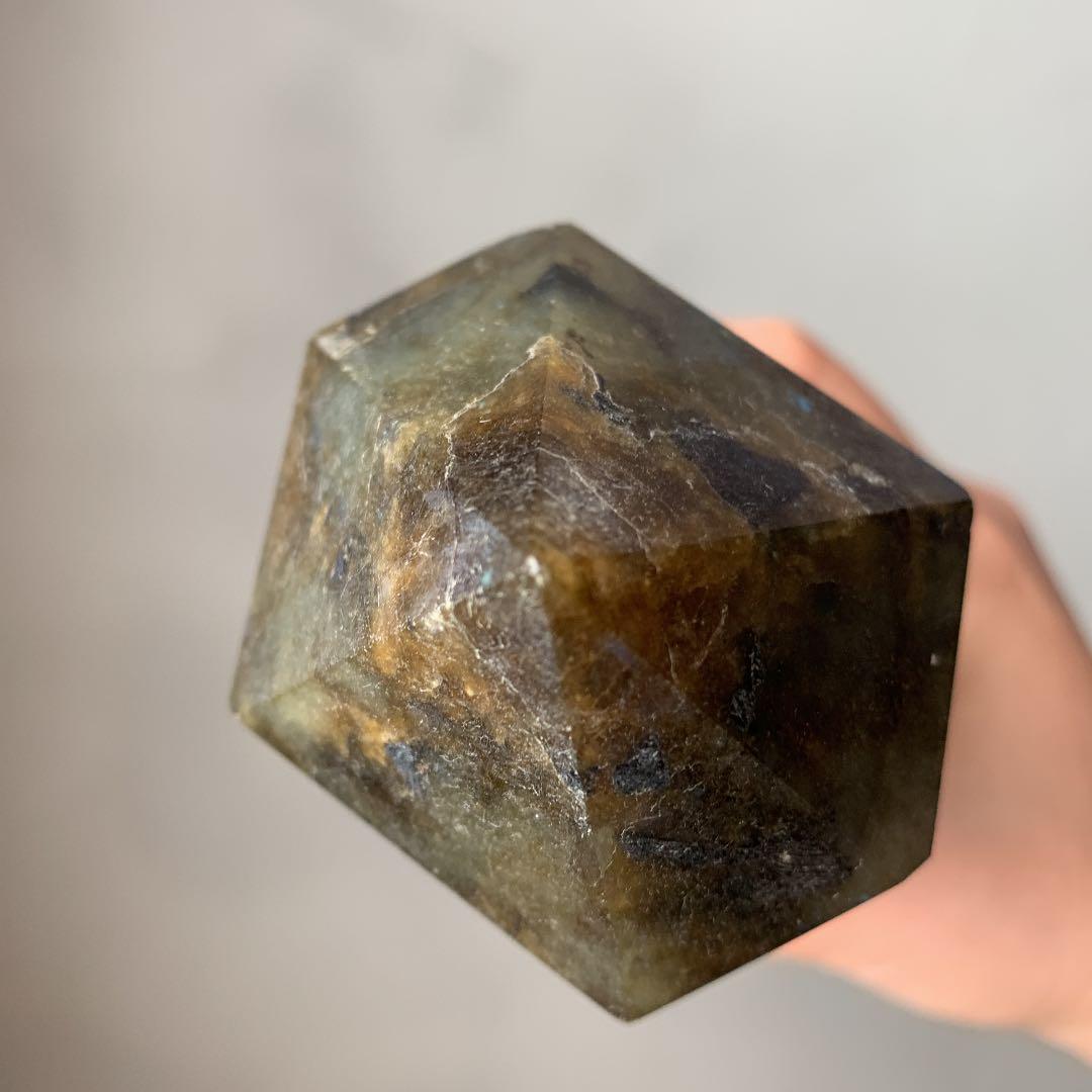 天然石　ラブラドライト　ガーデンクォーツ　モスグリーン　六角柱　結晶　特大