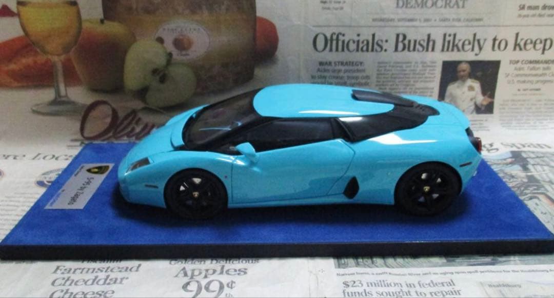 ミニカー LOOKSMART Lamborghini 5-95 Coupe Zagato