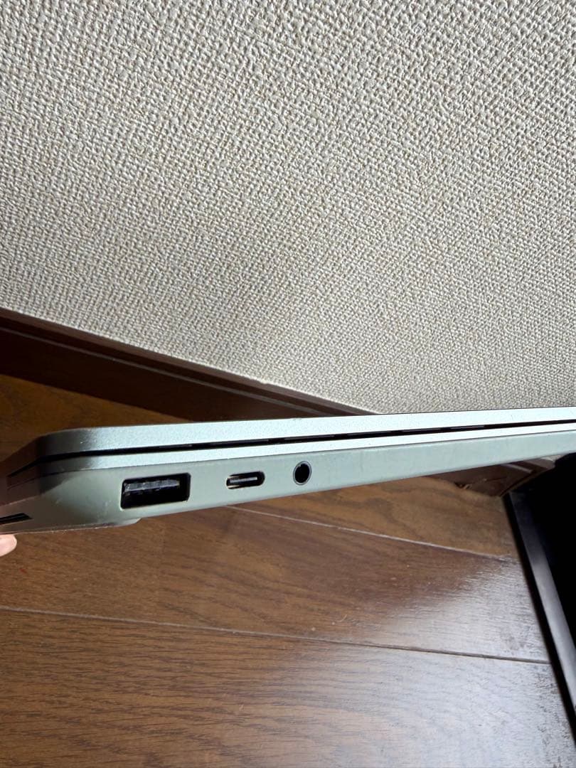 Surface Laptop／12.4型／Core i5／16GB／256GB