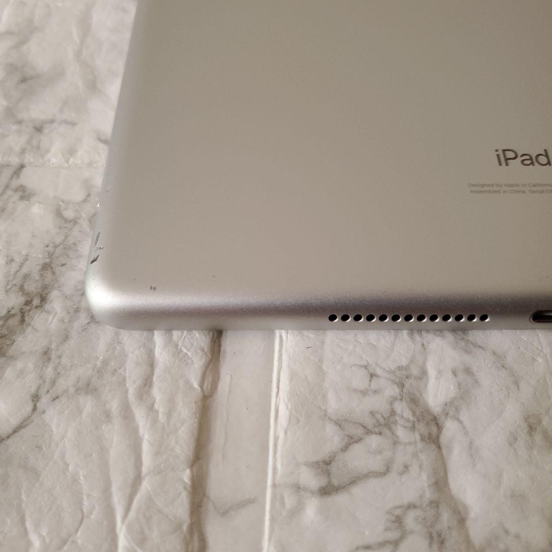 236 iPad 7世代 128GB SIMフリー シルバー