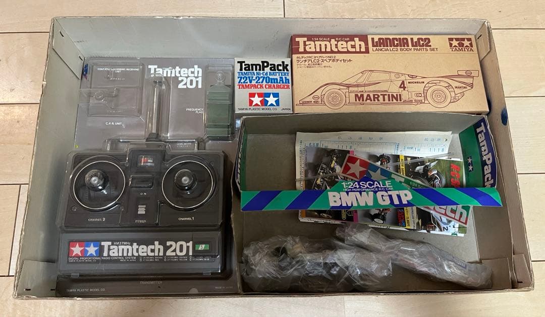 Tamiya タムテック 1/24 ラジコンカー