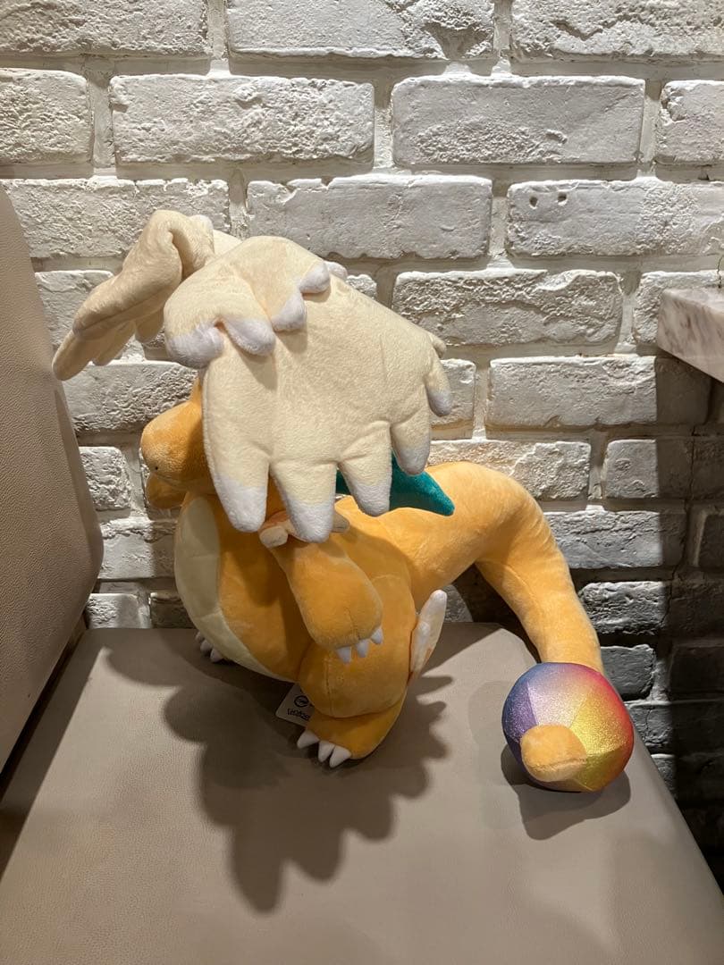 メガカイリュー　ぬいぐるみ 約30cm位