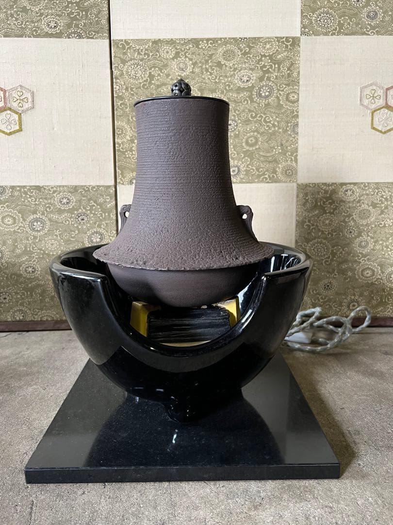 釜師　畠春斎　千筋 富士 尾垂釜 共箱付き　野々田式風炉型電熱器セット　茶道具