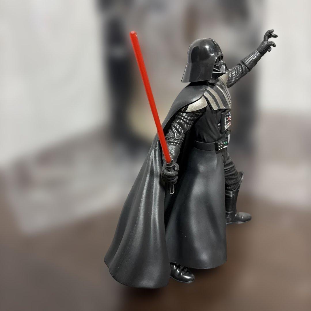 スターウォーズ　プレミアム10／1スケールフィギュア　ダースベイダー