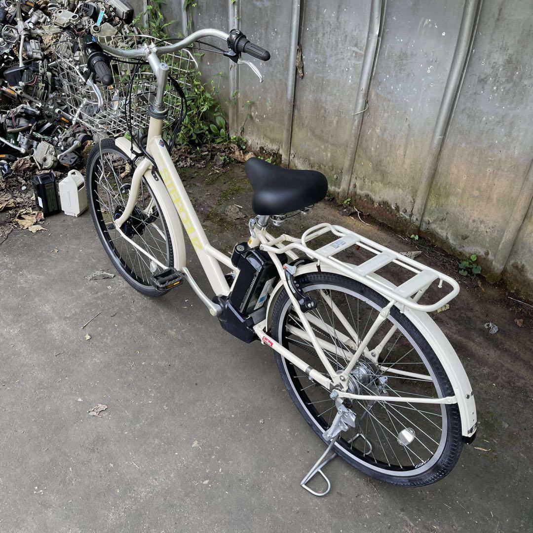 クリーム色 電動アシスト自転車 26インチ