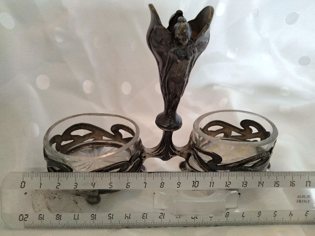 匿名配送、おまとめ購入歓迎、女神の、塩入れ。アンテイーク。テ一ブル用品。