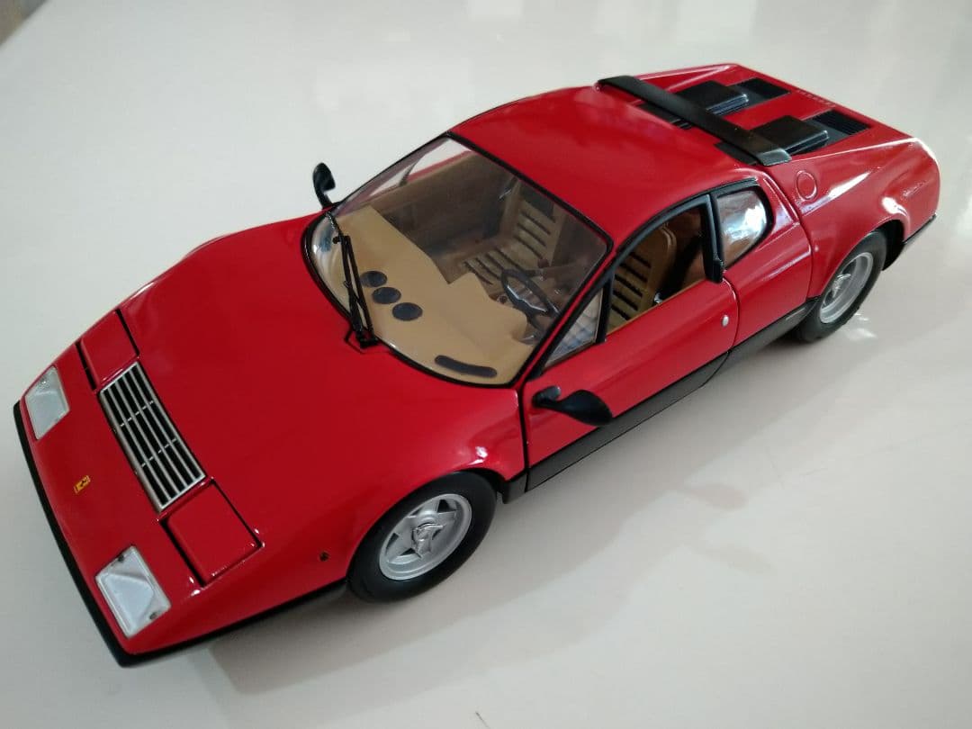 車　ＫＹＯＳＹＯ　1/18　ダイキャストミニカー　フェラーリ３６５ＧＴ４/ＢＢ