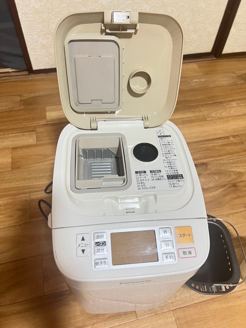 【極美品】Panasonic ホームベーカリー SD-BMS104 パナソニック