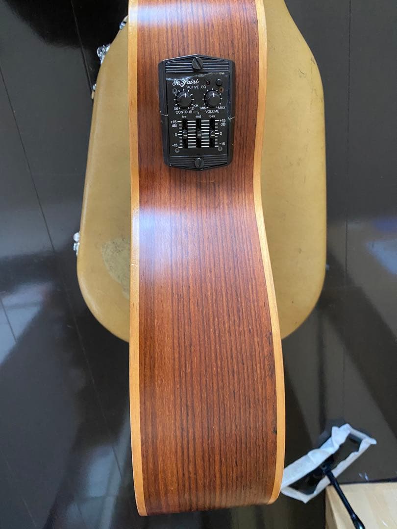 アコースティックギター　k.yairi