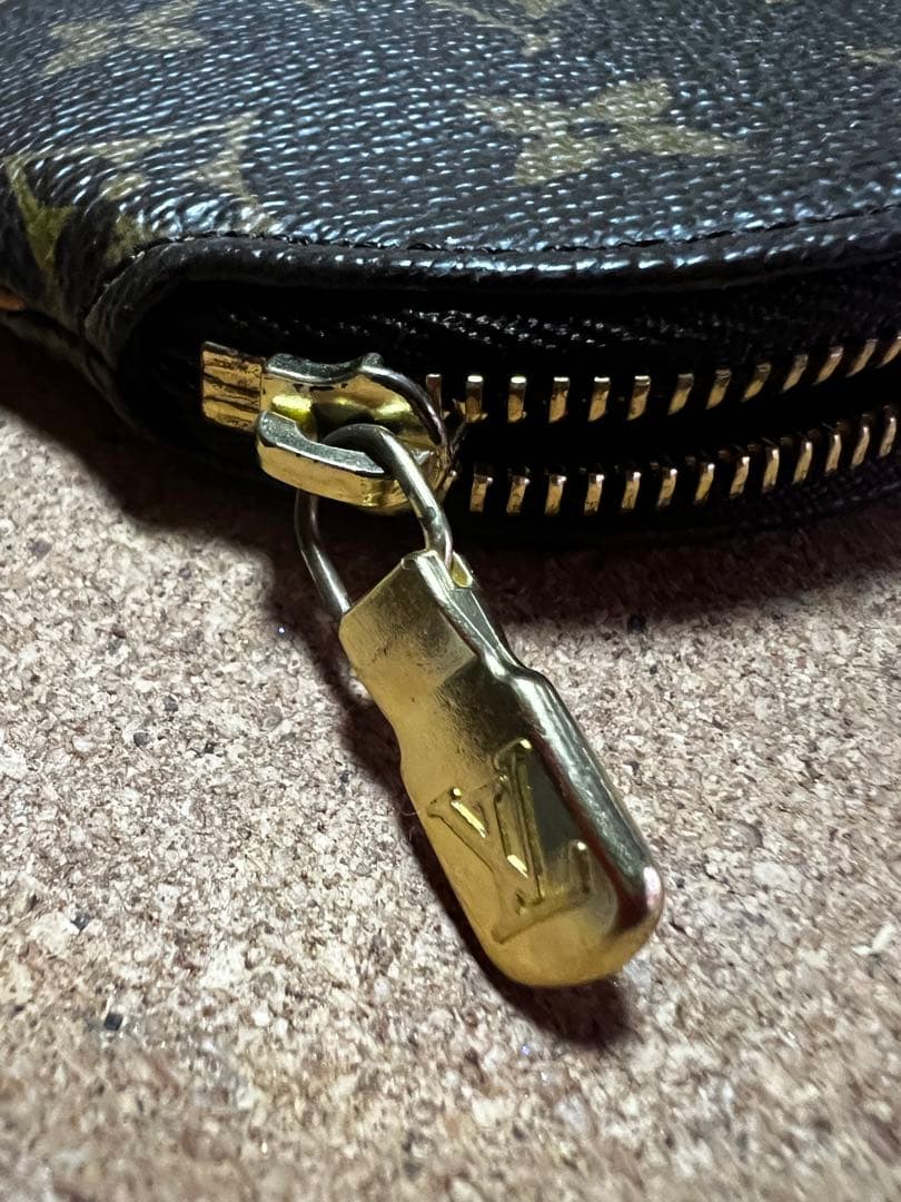 ルイヴィトンケース